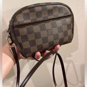 Louis Vuitton Damier Ebene Pochette Ipanema